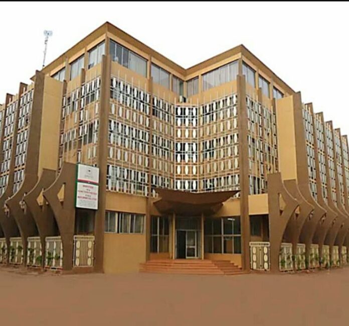 486357353_960574539598105_4572358523799270761_n